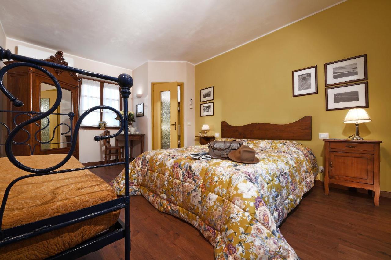 バローロ アグリツーリズモ イル ジョーコ デル オカ Bed & Breakfast エクステリア 写真