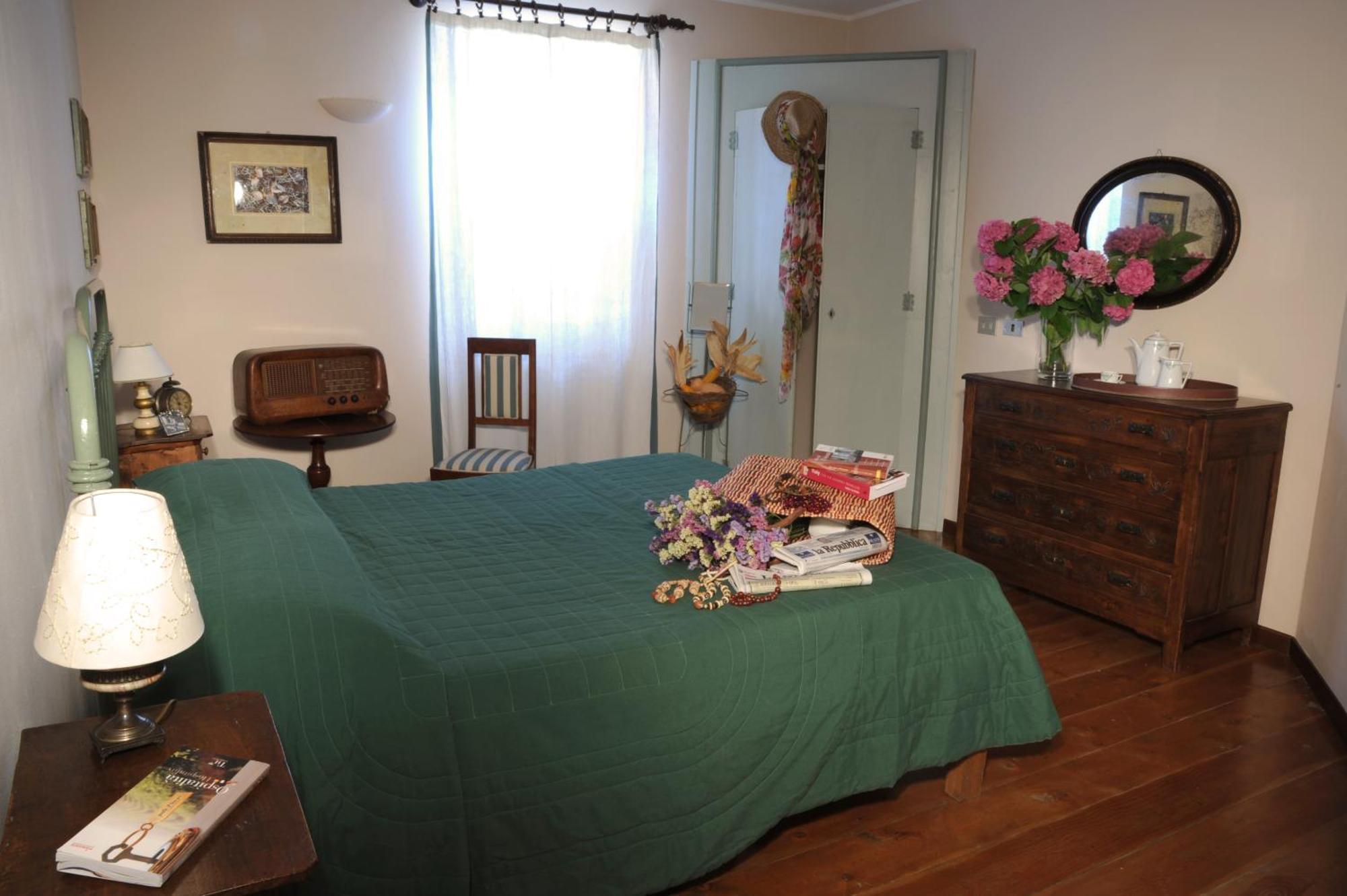 バローロ アグリツーリズモ イル ジョーコ デル オカ Bed & Breakfast エクステリア 写真