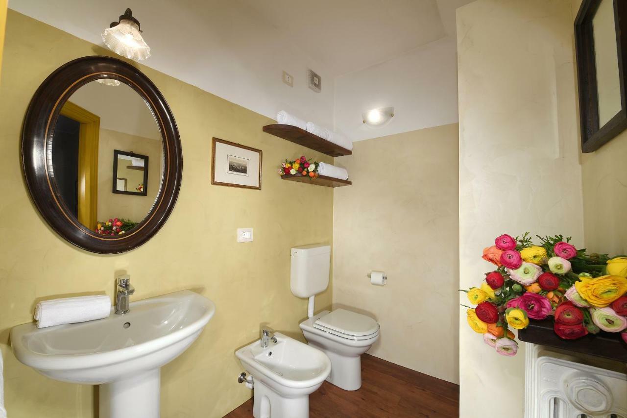 バローロ アグリツーリズモ イル ジョーコ デル オカ Bed & Breakfast エクステリア 写真